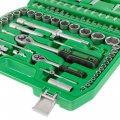 На фото Набор инструментов Intertool 1/2" & 1/4" 94ед (ET-6094SP)