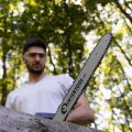 На фото Пила цепная электрическая Intertool 2400Вт, шина 40см, плавный пуск, SDS (DT-2206)