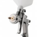 На фото Краскораспылитель Intertool LVLP PROF 1.3мм, с редуктором, 600мл (PT-0130)