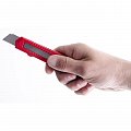 На фото Нож Intertool прорезной 18мм (HT-0500)