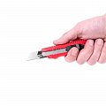 На фото Нож Intertool прорезной усиленный 18мм (HT-0501)
