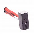 Кувалда Intertool 1500г, ручка из фибергласса (HT-0241) На фото Кувалда Intertool 1500г, ручка из фибергласса (HT-0241)