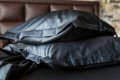 На фото Постельное белье Owl Black Stone 200х220 евро (SB00-0055)
