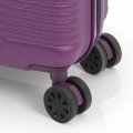 На фото Чемодан на колесах Gabol Balance (M) Plum (924589)