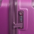 На фото Чемодан на колесах Gabol Balance (M) Plum (924589)