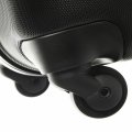 На фото Чемодан Epic POP 4X IV (S) Black (924517)