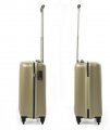 На фото Чемодан Epic POP 4X IV (S) Cava (924555)