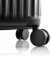 На фото Чемодан Heys Smart Connected Luggage (M) Black (925227)