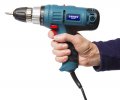 Шуруповерт сетевой Зенит ЗШ-600 профи (844127) На фото Шуруповерт сетевой Зенит ЗШ-600 профи (844127)