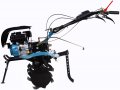 На фото Культиватор бензиновый Hyundai T 1050 7 л.с.