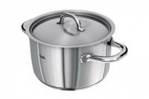 На фото Кастрюля с крышкой Fissler 20 см / 3.6 л Family Line (F-33-110-20)