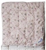 На фото Одеяло детское Billerbeck Малюк облегченное Овечья шерсть 110х140 см (0102-11/00)