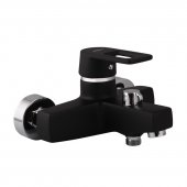 Смеситель для ванны ZERIX Z3030-6 черный (ZX0231) На фото Смеситель для ванны ZERIX Z3030-6 черный (ZX0231)