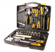 На фото Набор инструментов и насадок торцевых Mastertool 1/4", 1/2" 56 шт CrV в кейсе (78-5156)
