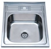 На фото Кухонная мойка Zerix Z5060-04-160E Satin матовая (ZX1610)