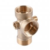 На фото Гребёнка 5-ти ходовая 80мм (пятерник) OPTIMA с выходами 1/4″вр 1/4″нр на одной оси (DS 005 C)