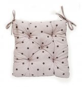 На фото Подушка для стула Прованс Горох 40х40 см Бежевая (.007067)