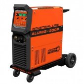 На фото Сварочный полуавтомат Искра Industrial Line ALUMIG-300P