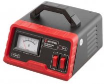 На фото Устройство зарядное Intertool для аккумуляторов 6/12 В, 2/4 А, 4-45 Ач, с трансформатором (AT-3032)