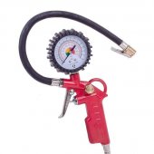 Пистолет Intertool для подкачки колес с манометром 63мм (PT-0503) На фото Пистолет Intertool для подкачки колес с манометром 63мм (PT-0503)