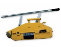 На фото Лебедка T-Max HW-1600 ручная/трос 20м + ручка телескоп 800-1200 мм (6335100)