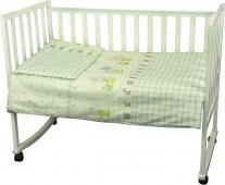 На фото Комплект постельного белья Руно Зайка 60х120 см 3шт Детский Зайка на прогулке (932Зайка на прогулянц