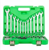 На фото Набор инструментов Intertool 38 едениц 1/2" Cr-V (ET-6038SP)