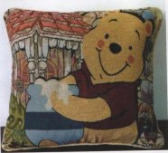 На фото Наволочка Arya 45х45 см 2 шт Winnie Pooh Медовый (1451030)