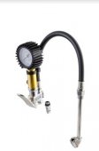 На фото Пневмопистолет для подкачки колес грузовых автомобилей с манометром Mastertool 0-15 бар (81-8652)