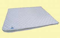 На фото Одеяло-покрывало Leleka-Textile микрофибра 200х220 см