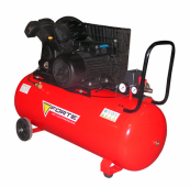 На фото Компрессор Forte V-0.4/100 2.2кВт 100л 420л/мин 10бар 220В (33420)