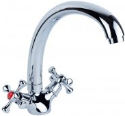 На фото Смеситель для кухни Tau VN 1/2" гусак ухо на гайке (VN-4B460C)