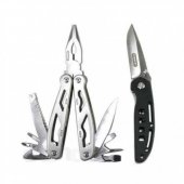 На фото Мультитул Stanley Multitool 12 в 1 (STHT0-71028)