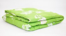 На фото Одеяло ТЕП light Холлофайбер 150х210 см Зеленое
